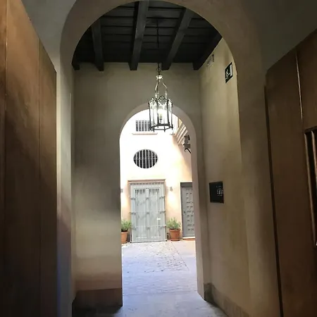 Beautiful Studio-appartment In Triana * Sevilla