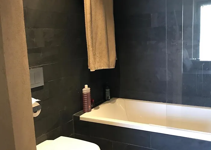 Beautiful Studio-appartment In Triana