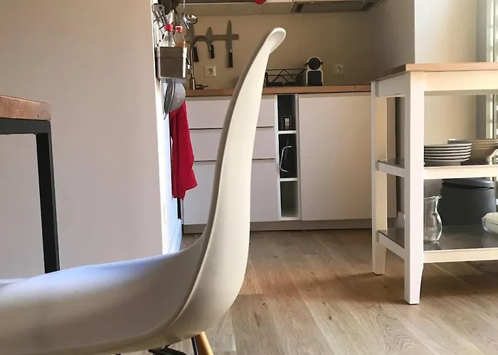 Beautiful Studio-appartment In Triana *